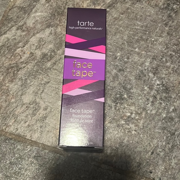 NWT- Tarte face tape foundation shade 12N Fair Neutral